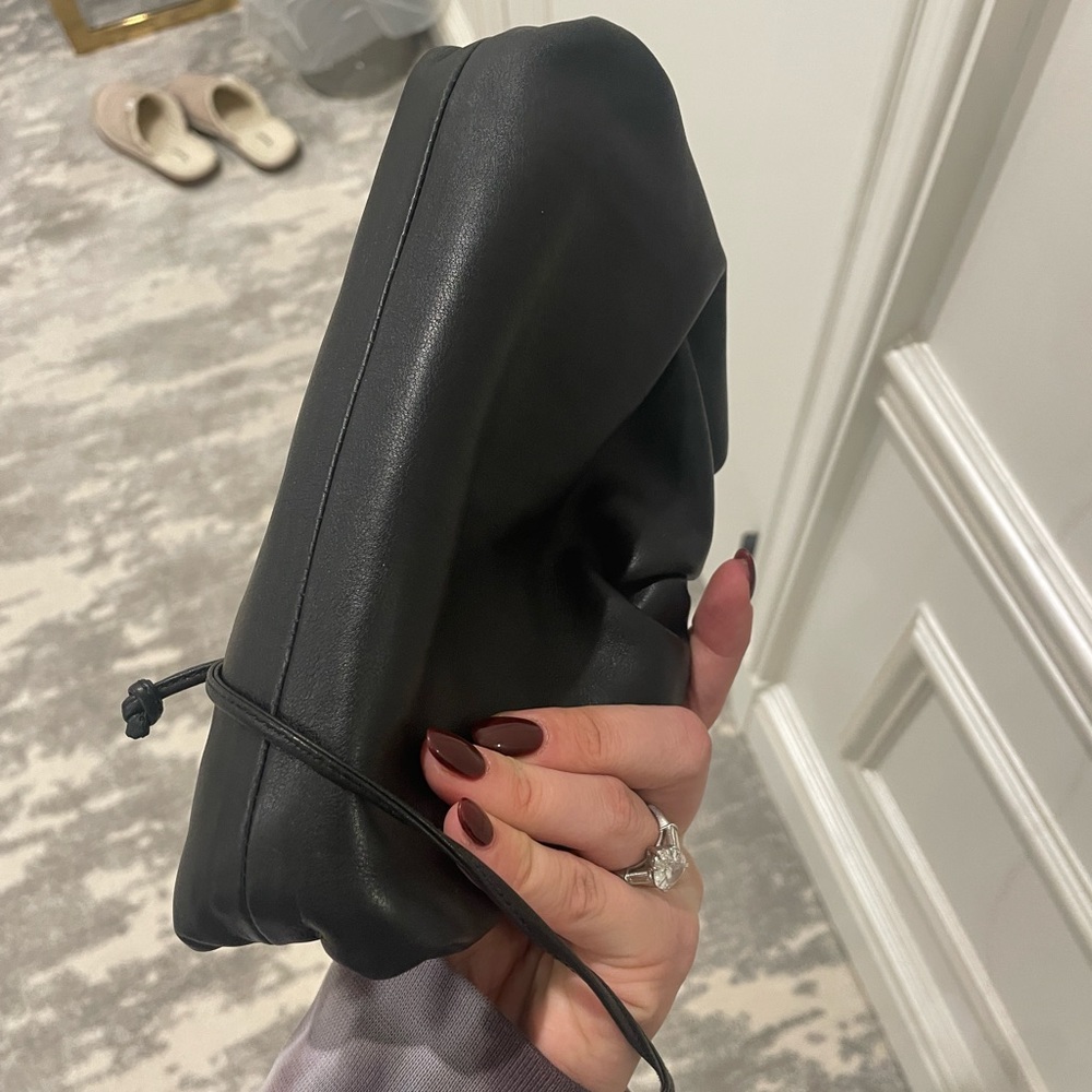 Bottega Veneta calfskin mini pouch bag with strap - Picture 9 of 12